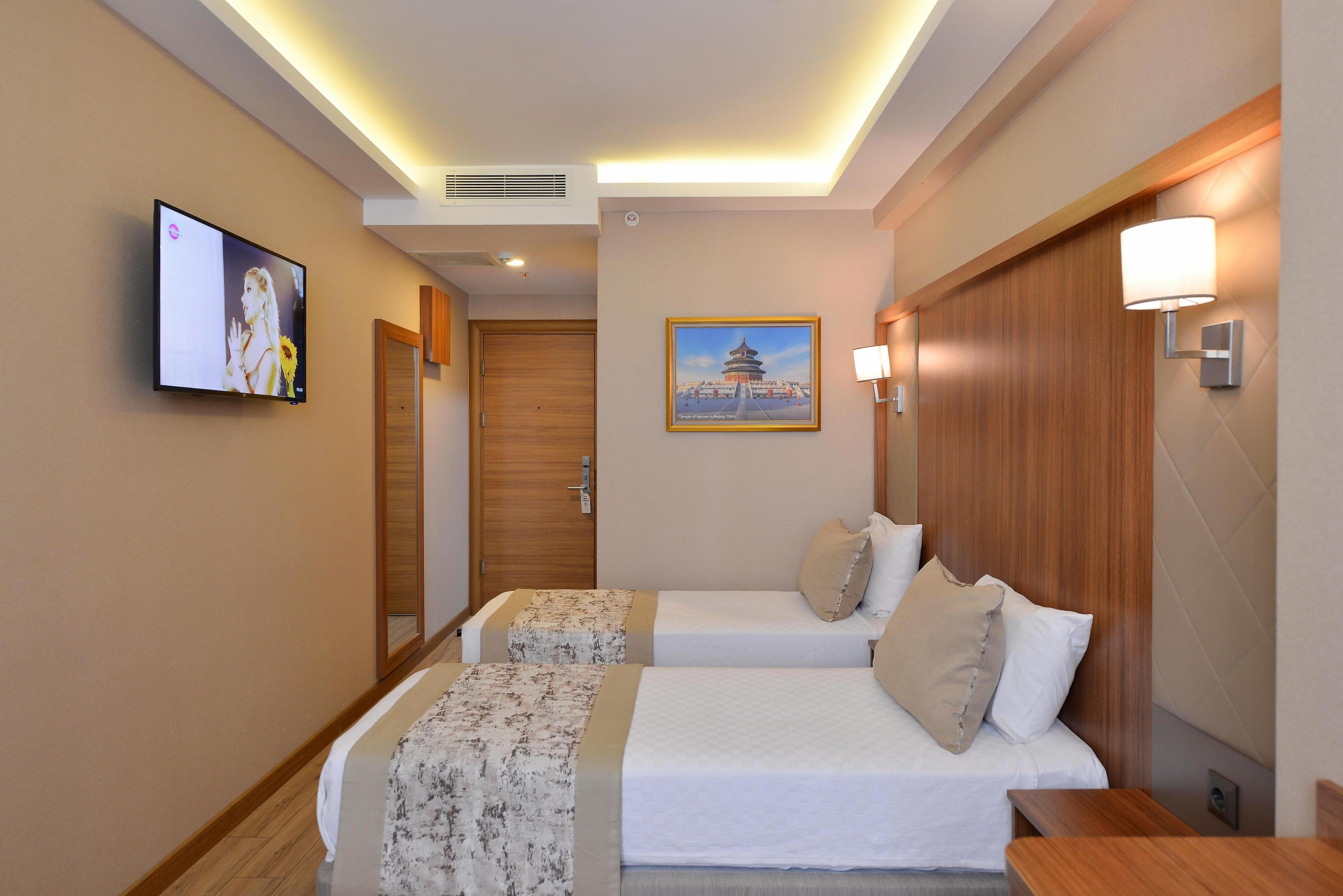 Istport Hotels Istanbul - Tap to explore photos