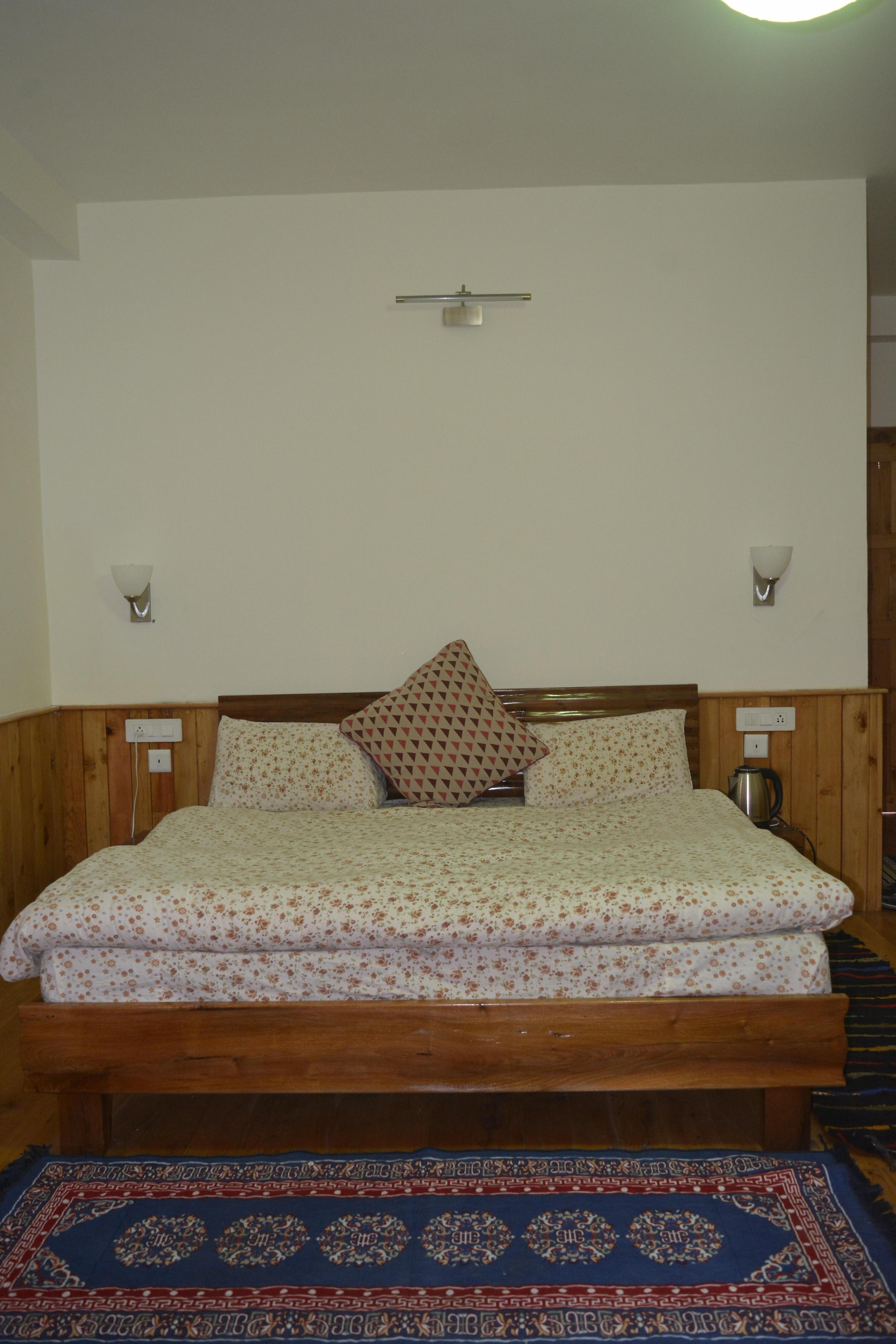 Toshim Homestay - Tap to explore photos