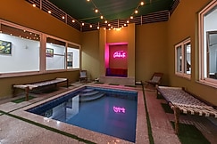 Raas Vilas - 4BHK Boutique Farm House with 2Pools, Gurgaon