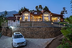 Thrill Holidays | Valley-view Rooms, Munnar