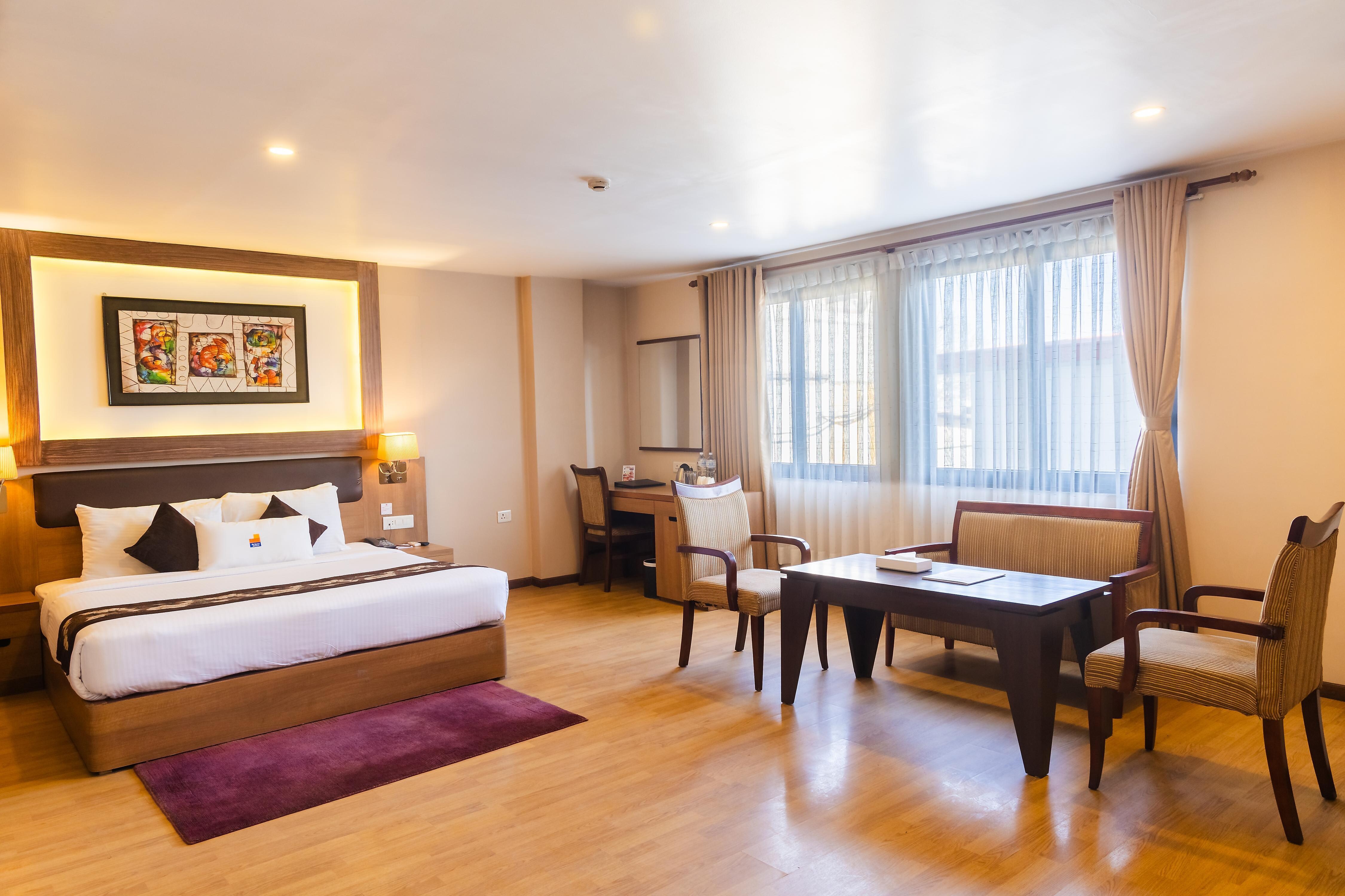 Hotel Mirage Regency - Tap to explore photos