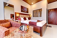 Hotel Amantran, Thane