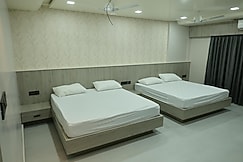 Hotel Hill View, Titilagarh