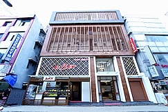 SS CROWN INN, Bangalore