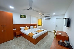 The K11 Express (Near Express Avenue), Chennai