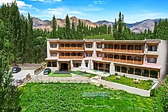 Hotel Zomday, Leh