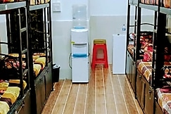 Shree Balaji AC Dormitory, Thane