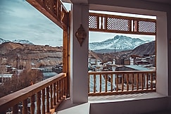 Black Sheep Bed and Breakfast, Pangi