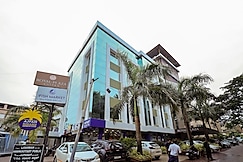 Royal Plaza Suites by RAK Rooms, Mangaluru, Mangalore