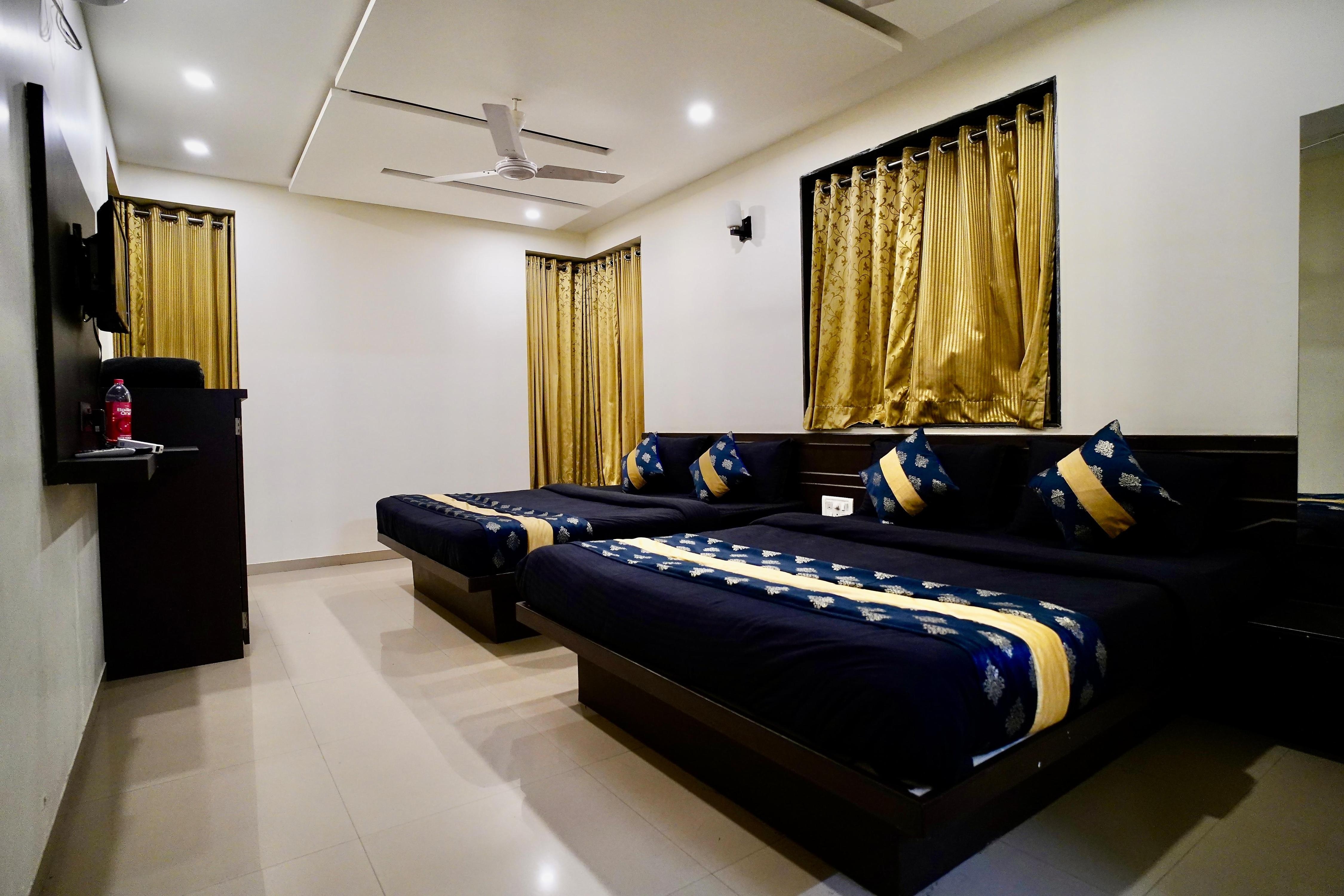 Hotel shri govind shirdi - Tap to explore photos