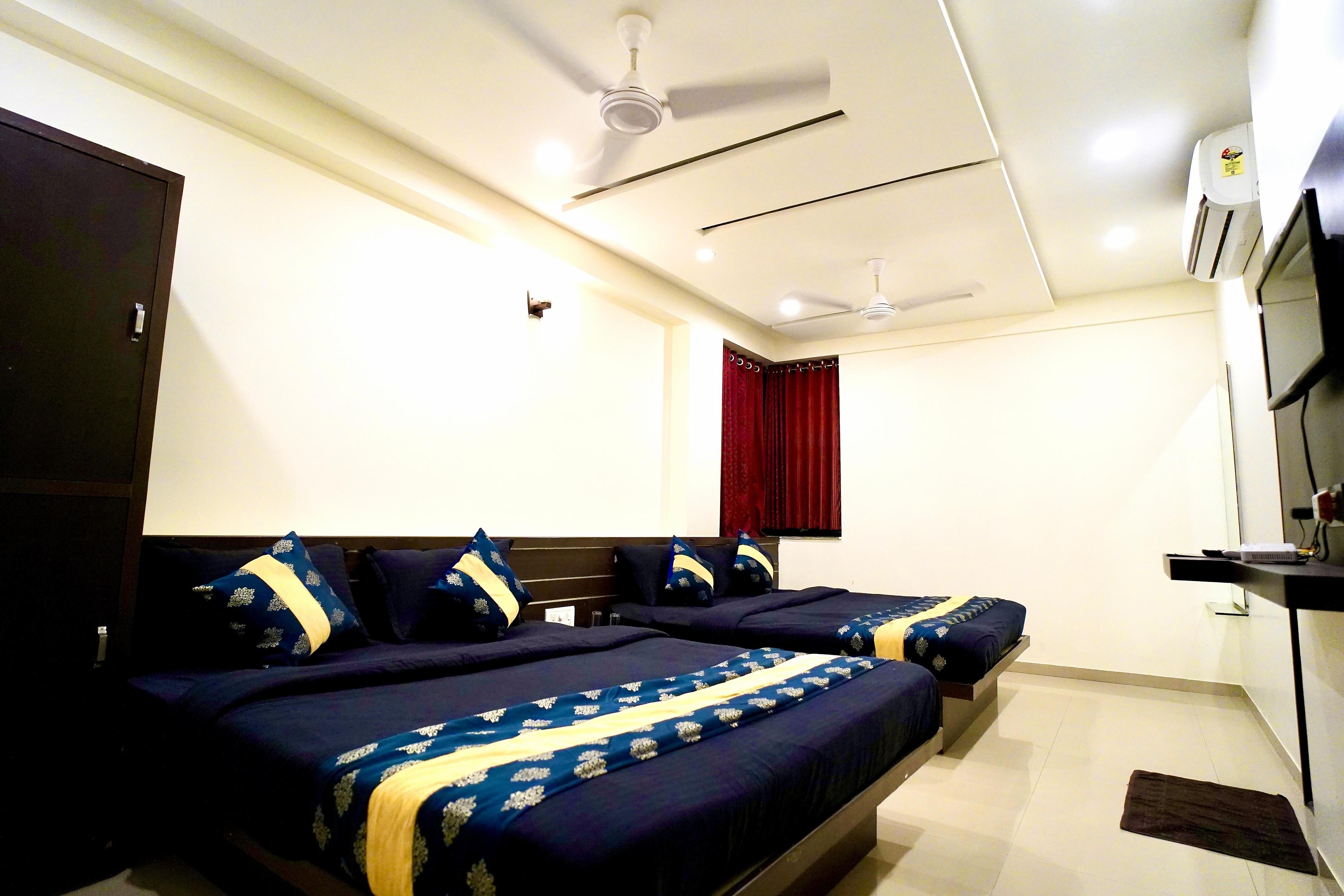 Hotel shri govind shirdi 5