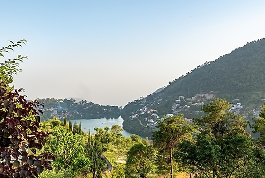 Lake View 3BHK villa with shared pool|Waking Dream by Roam Home