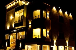 HOTEL R INN YERCAUD, Yercaud