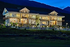 Golden Meadows Hotels & Resorts, Sonmarg, Sonmarg