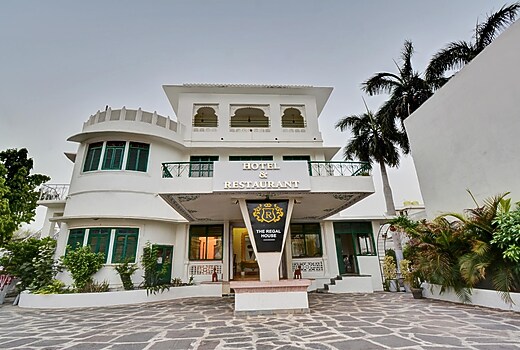 Treebo The Regal House, Near Fateh Sagar Lake