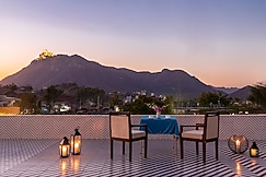 Seasons - A Boutique Hotel-Nearby Biological Park, Udaipur