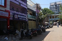 PARI MUTHU VILAS INN