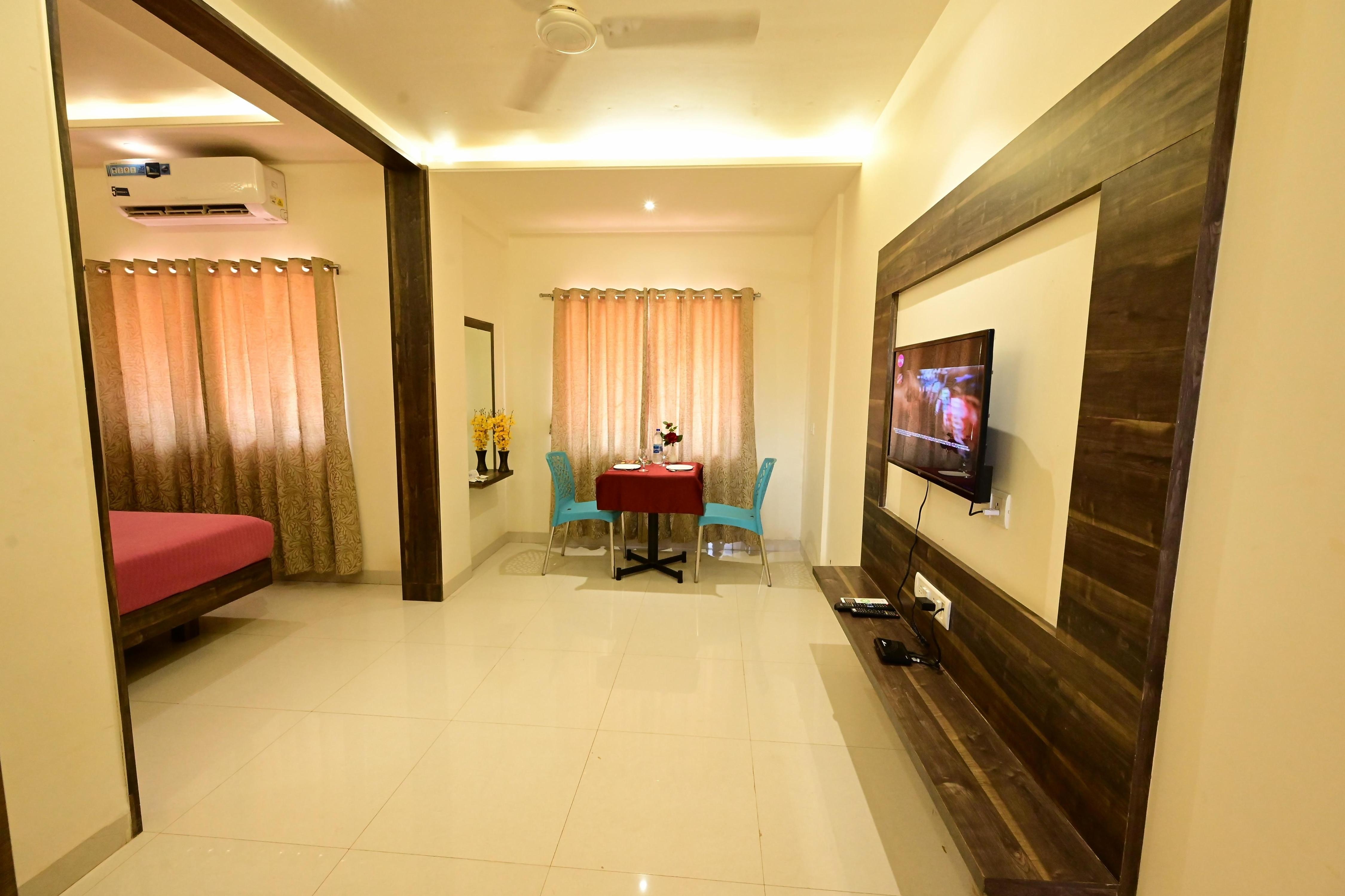 Hotel Chitara Residency