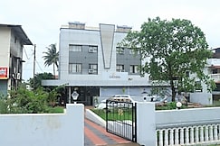 Hotel Chitara Residency