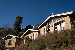 Nomad Eco Retreat , Kufri, Chaupal