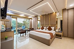 Hotel Downtown - East of Kailash, Noida