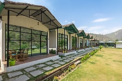 The Ayali Riverside Resort (with River Access), Rishikesh