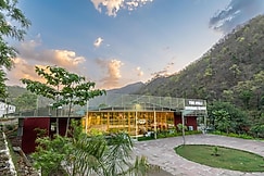 The Ayali Riverside Resort, Rishikesh