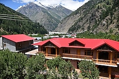 Royal Hillcrest Homestay Baghori Harsil Gangotri