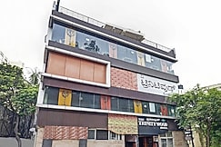 Treebo Trinitywood, Bangalore