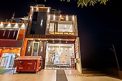 Ramay Palace - 400 mtr from Shri Ram Mandir, Ayodhya