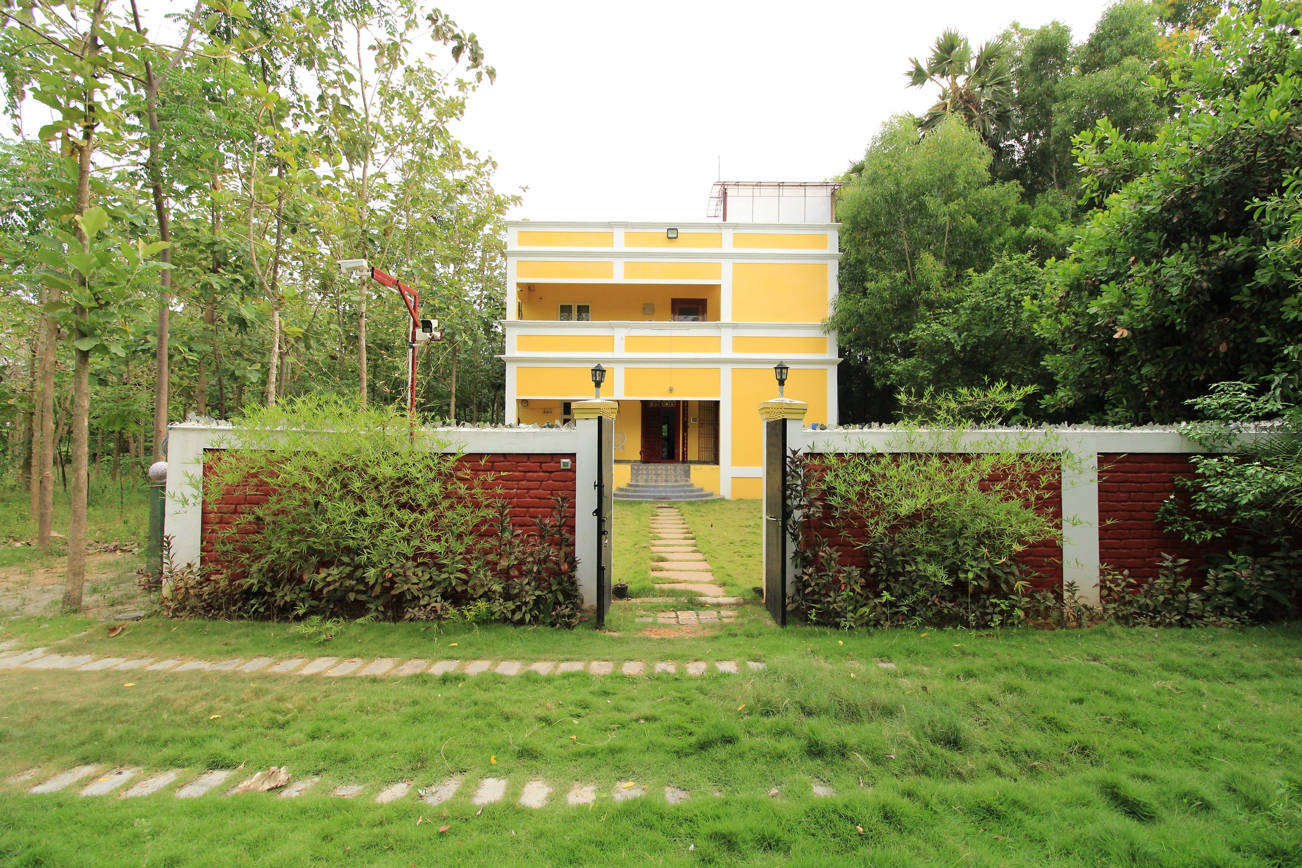 Orange Orchid - 6BHK Private Pool Villa - Tap to explore photos
