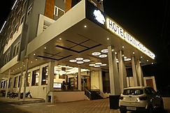Hotel Mann Holiday Resorts, Burhanpur