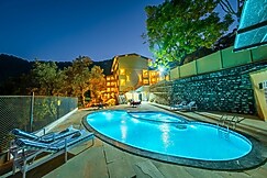 Resorts By The Baagh, Bhimtal, Bhimtal