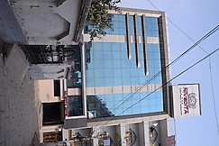 Hotel Nivedita, Varanasi