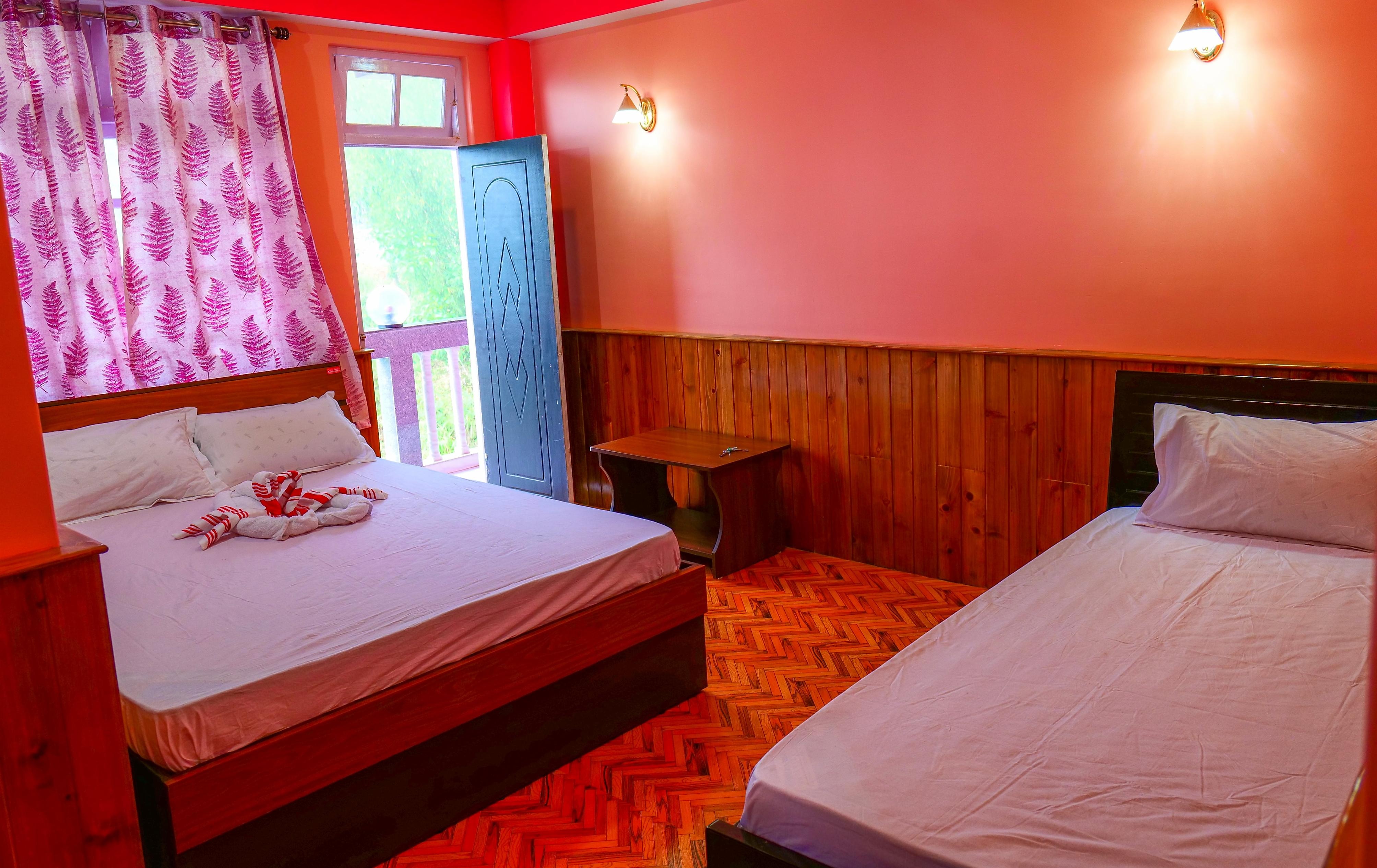 Hotel Dara Khet - Tap to explore photos