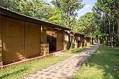 Riverside Resort, Bhandardara