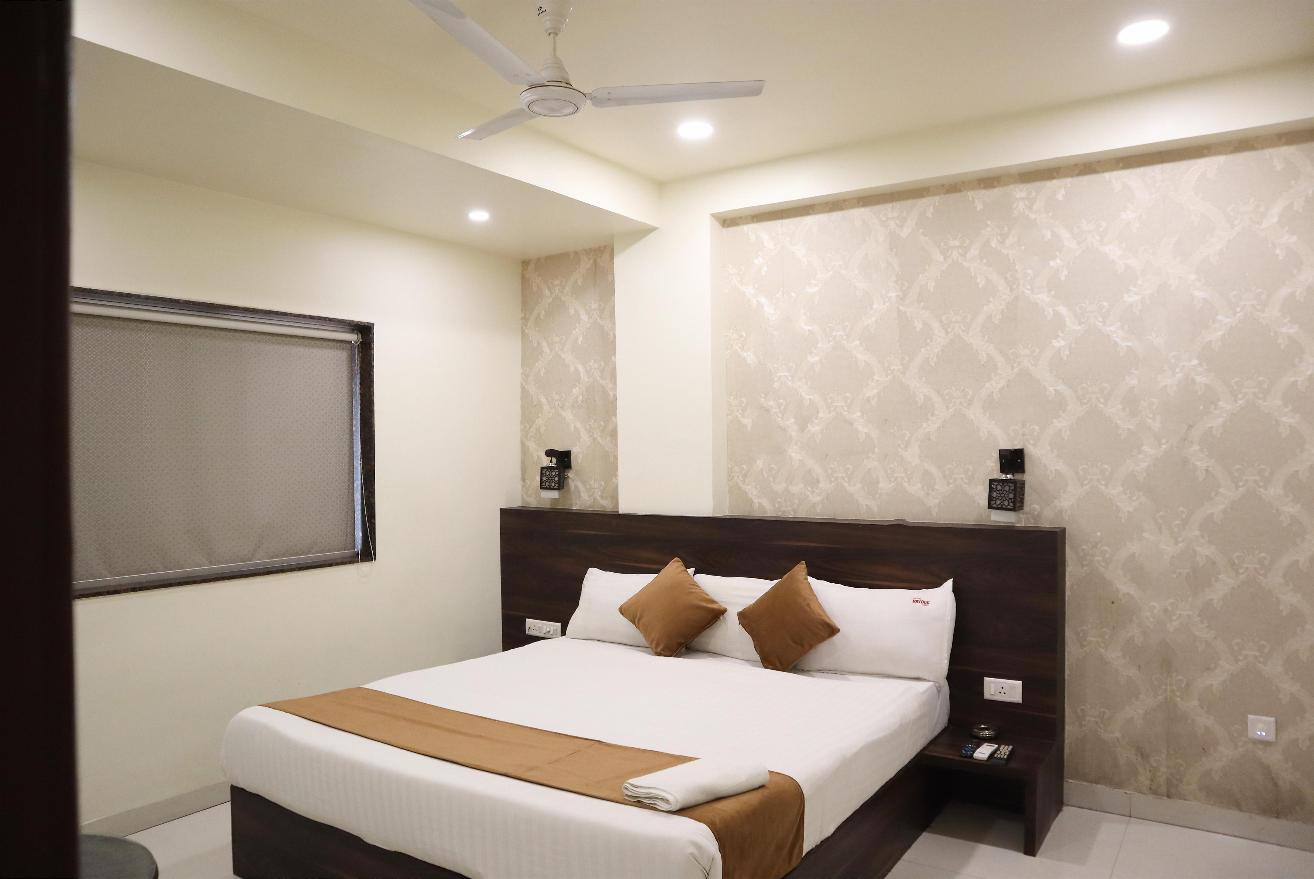 Executive AC Room 1