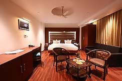 Homansh Galaxy Hotel, Kanpur