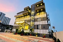 Hotel The Golf, Lucknow