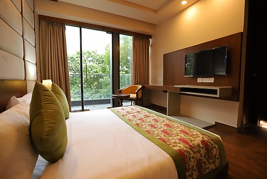 IP Royal - A Luxury Hotel, Laxmi Nagar Delhi