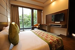 IP Royal - A Luxury Hotel, Laxmi Nagar Delhi, Delhi