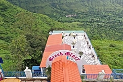 Hotel Greek Glory, Medha
