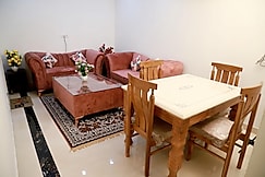 Fortune Home Service Apartment 3Bhk,E-28 Saket 2B, Delhi
