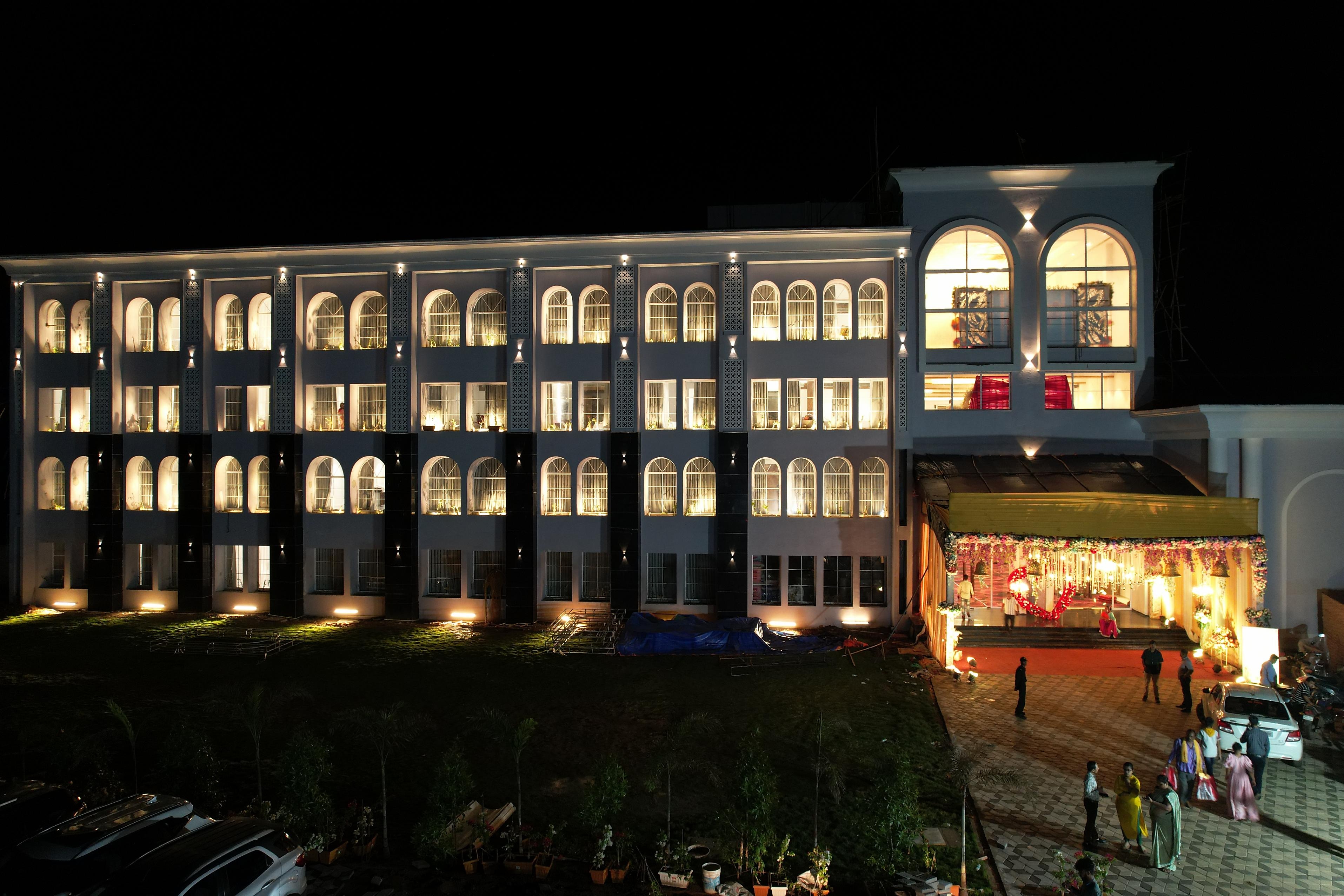 Hotel Prithvi Palace - Tap to explore photos
