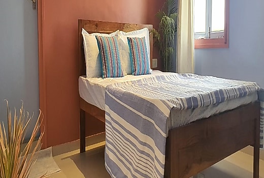 SKYLIGHT - The Pent House