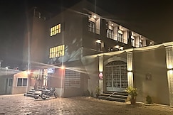 Hotel Unnati, Chhatrapati Sambhajinagar