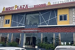 Hotel Amrat Palace, Neemach