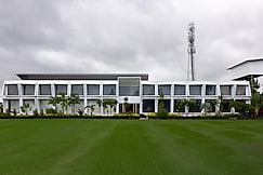 The Democracy Hotels, Resort & Convention Centre, Trimbak