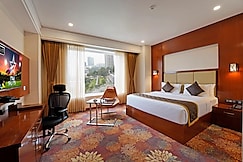 Kingston Hotel