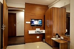 Hotel Madhav Villa, Ahmedabad